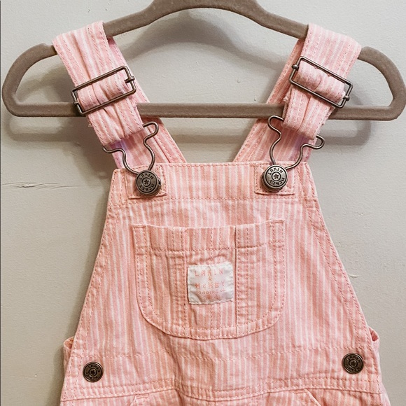 Lakin McKey brand pink and white girls Striped train Overalls  Size 9 months - Picture 8 of 9